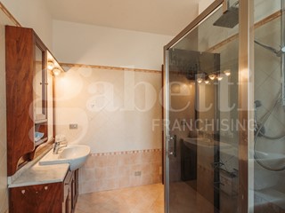 Bilocale in Vendita a Villar Perosa, 45'000€, 65 m², arredato