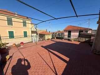 Appartamento in Vendita a Spotorno, 348'000€, 100 m²