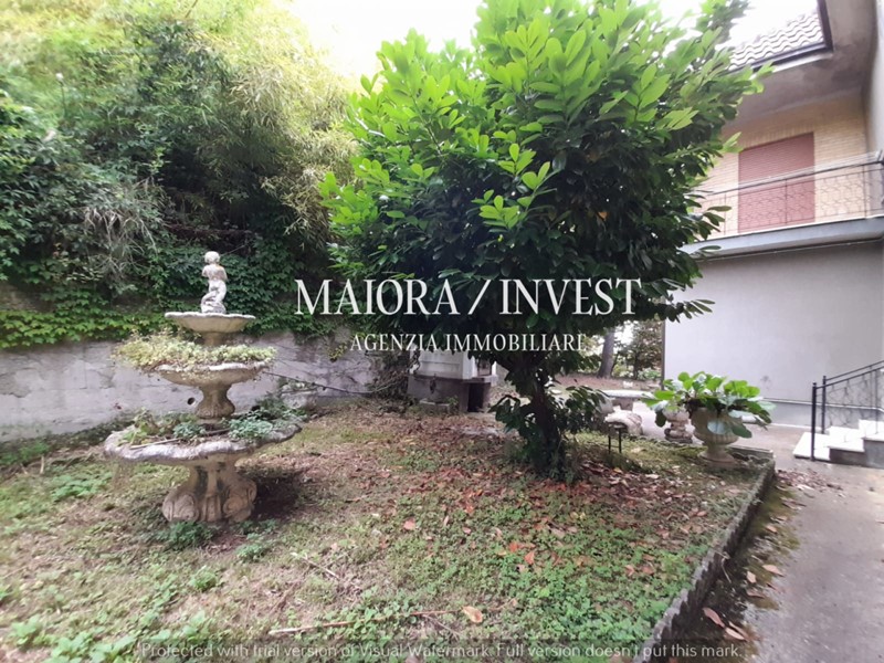 Casa Indipendente in Vendita a Montalto delle Marche, 344'000€, 600 m²