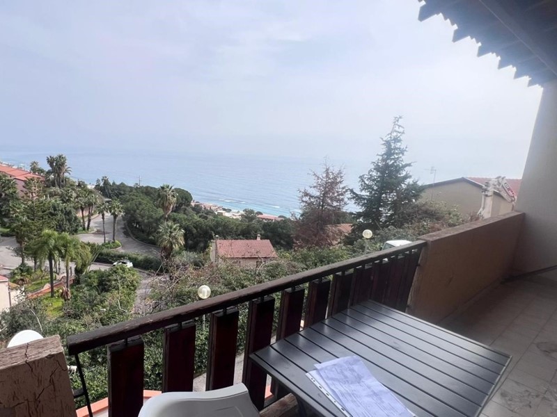 Bilocale in Vendita a Sant'Alessio Siculo, 85'000€, 50 m², arredato