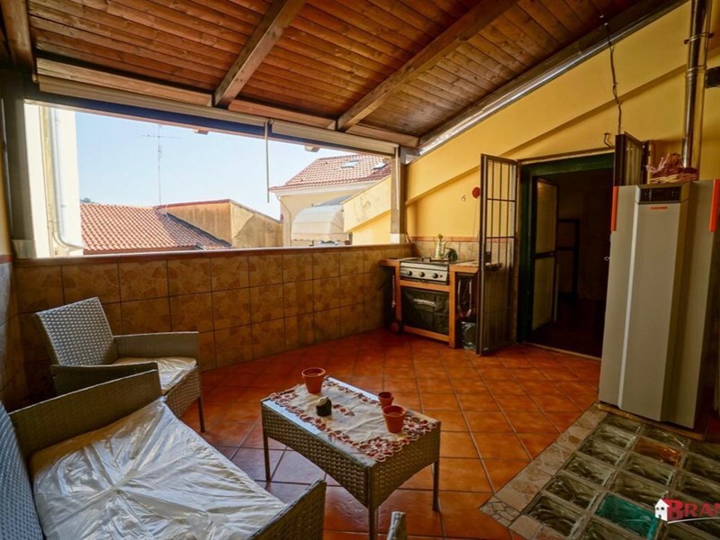 Casa Semi Indipendente in Vendita a Eboli, 195'000€, 220 m²