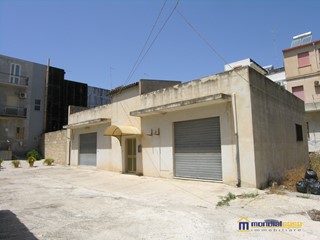 Negozio in Vendita a Pachino, 105'000€, 168 m²