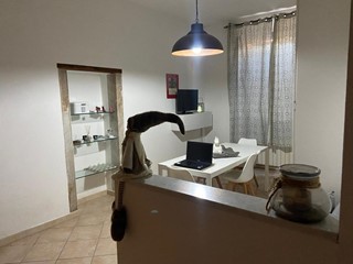 Bilocale in Vendita a Carrara, 150'000€, 55 m², arredato
