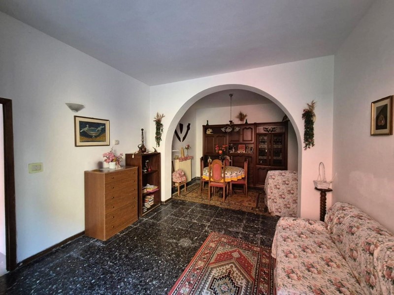 Casa Indipendente in Vendita a Castelfranco di Sotto, 130'000€, 150 m², arredato, con Box