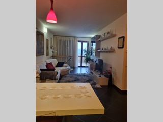 Villetta a schiera in Vendita a Casole d'Elsa, zona Cavallano, 200'000€, 63 m², arredato, con Box