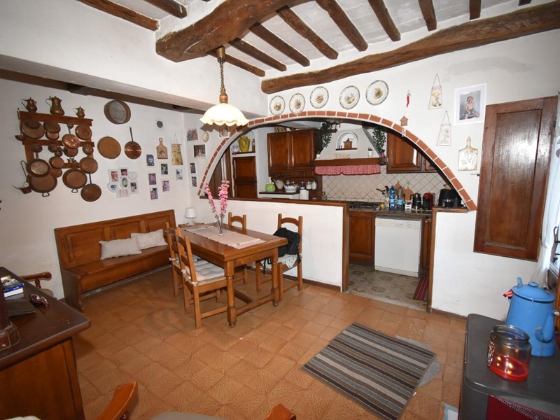Casa Indipendente in Vendita a San Giuliano Terme, zona Pappiana, 95'000€, 108 m², con Box