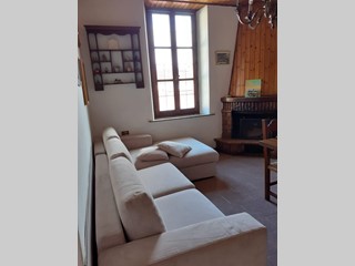 Appartamento in Affitto a Licciana Nardi, zona Monti, 650€, 100 m², arredato