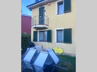 Villetta a schiera in Vendita a Castelfranco di Sotto, zona Orentano, 170'000€, 100 m²