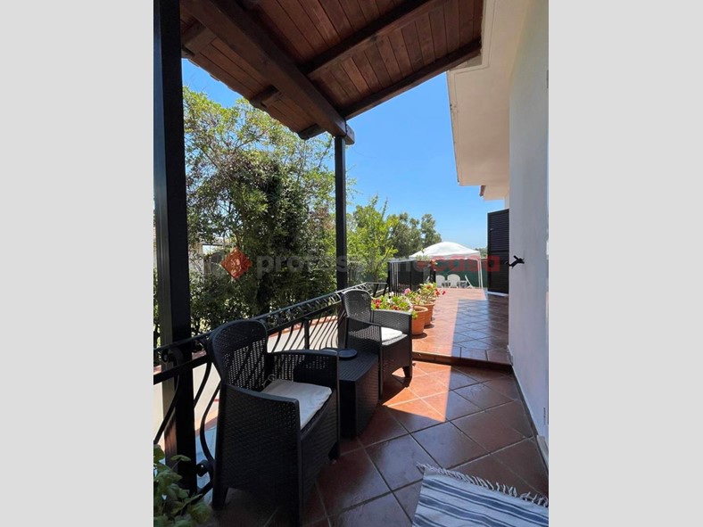 Villa in Vendita a San Felice Circeo, 330'000€, 160 m²