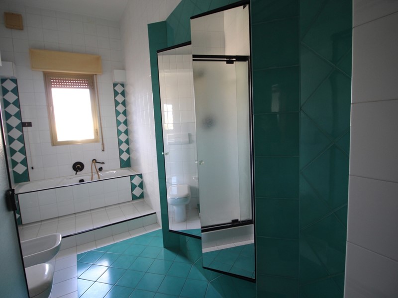 Appartamento in Vendita a Manduria, 115'000€, 160 m²