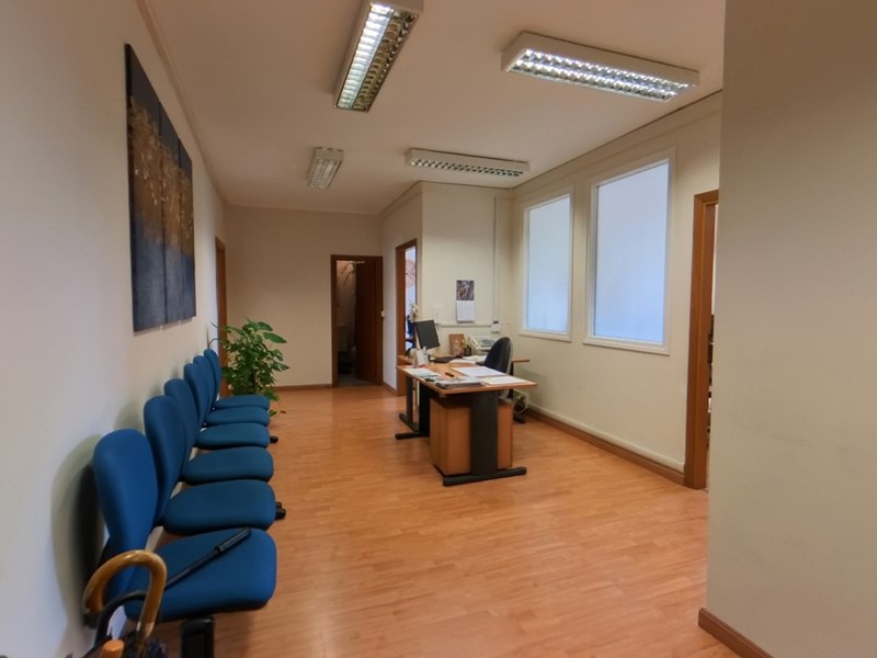 Ufficio in Vendita a Aprilia, 229'000€, 97 m²