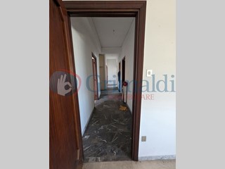 Appartamento in Vendita a Napoli, 215'000€, 120 m²