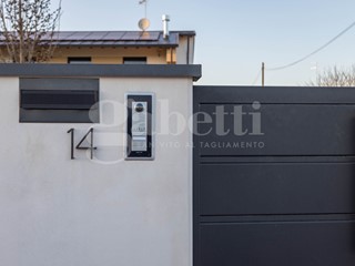 Casa Indipendente in Vendita a Sesto al Reghena, 230 m², arredato