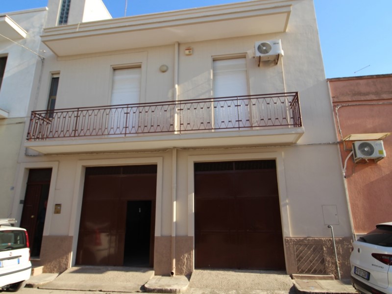 Casa Indipendente in Vendita a Manduria, 135'000€, 100 m²