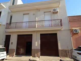Casa Indipendente in Vendita a Manduria, 135'000€, 100 m²