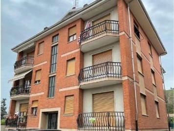 Appartamento in Vendita a Dogliani, 47'250€, 111 m²