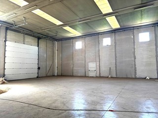 Capannone in Vendita a Anagni, 539'000€, 1080 m²