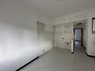 Bilocale in Vendita a Sestri Levante, zona comodo ai servizi, 150'000&euro;, 37 m²