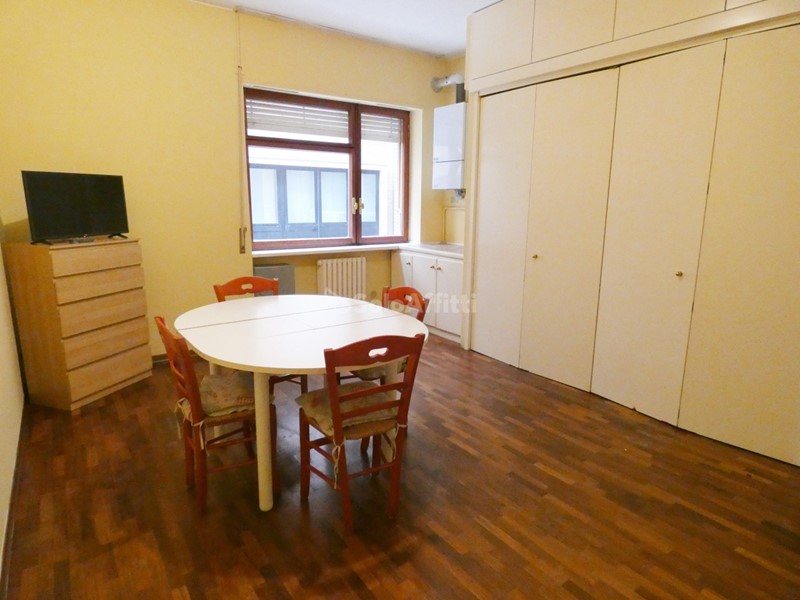 Quadrilocale in Affitto a Macerata, 85 m², arredato