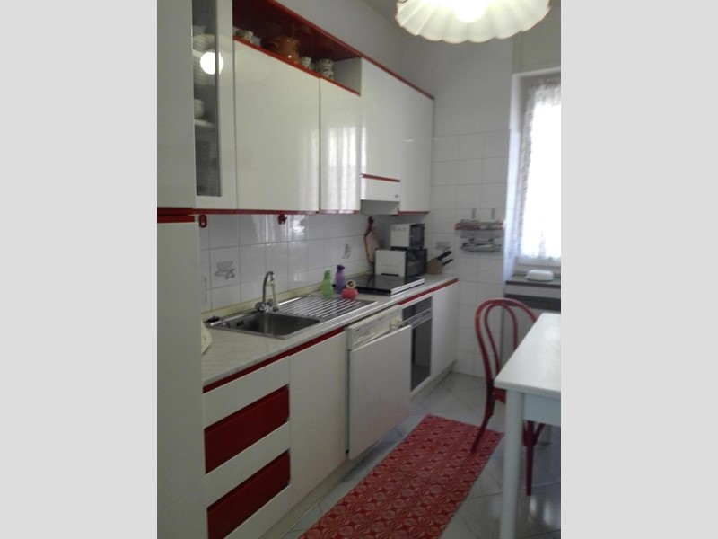 Quadrilocale in Vendita a Sarzana, zona Marinella Di Sarzana, 290'000€, 90 m², arredato, con Box