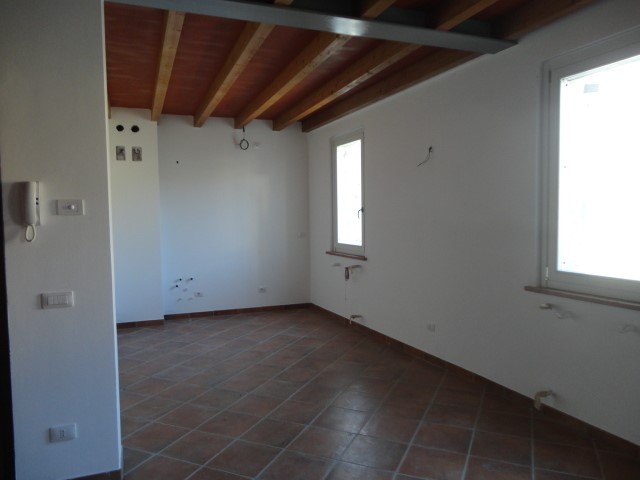 Trilocale in Affitto a San Secondo Parmense, 530€, 80 m²