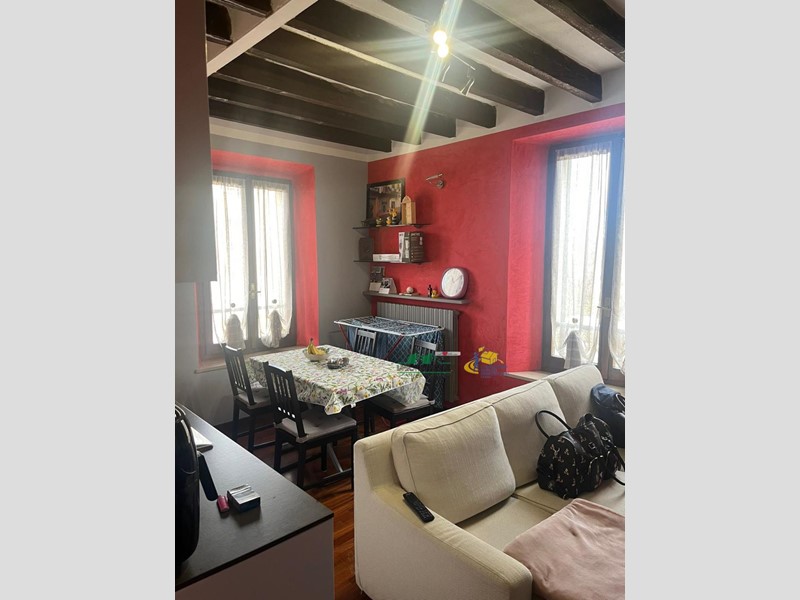 Bilocale in Vendita a Fornovo di Taro, 60'000€, 48 m², arredato