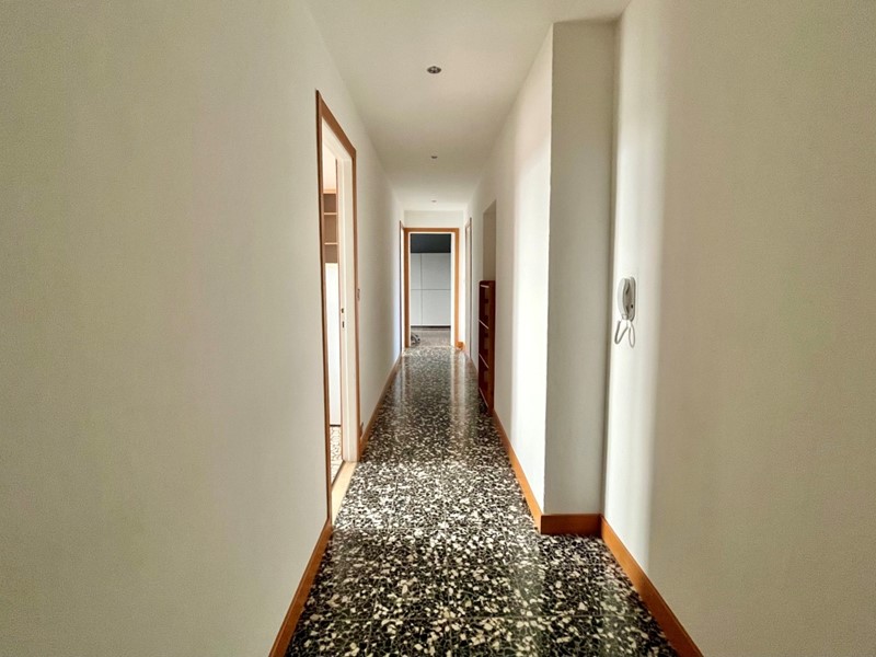 Bilocale in Affitto a Arona, 650€, 75 m²