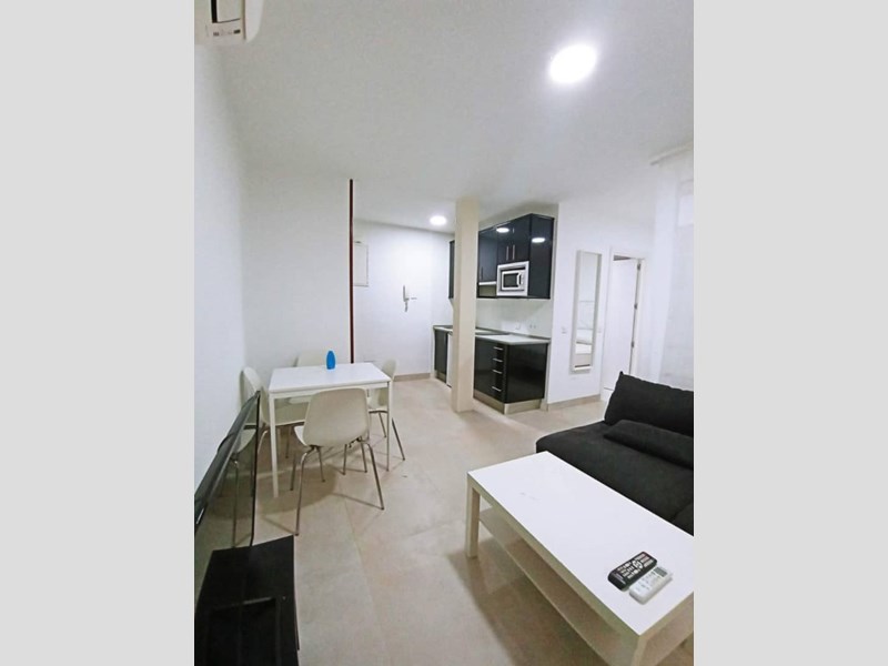 Appartamento in Affitto a Torino, zona Via S Paolo, 5/5, 10138 Torino, 500€, 30 m²