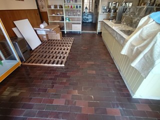 Trilocale in Vendita a Lucca, zona Monte San Quirico, 120'000€, 75 m²