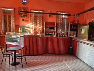 Ufficio in Vendita a Gavello, 65'000€, 230 m²