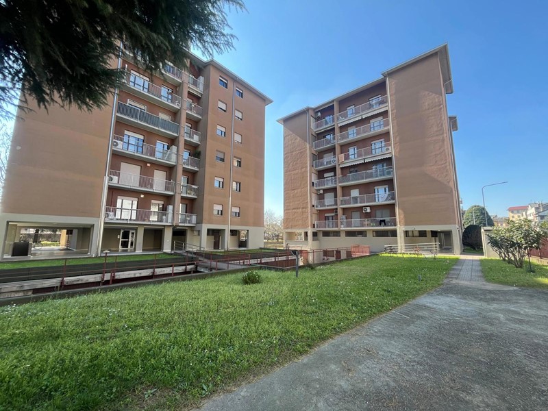 Trilocale in Vendita a Abbiategrasso, 175'000€, 103 m²