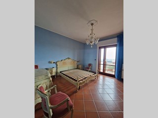 Appartamento in Vendita a Brindisi, 319'000€, 200 m²