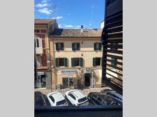 Appartamento in Vendita a Chiaravalle, zona CHIARAVALLE, 75'000€, 95 m²