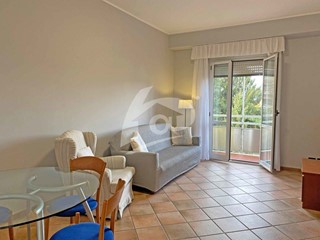 Trilocale in Vendita a Leggiuno, 149'000€, 75 m², arredato