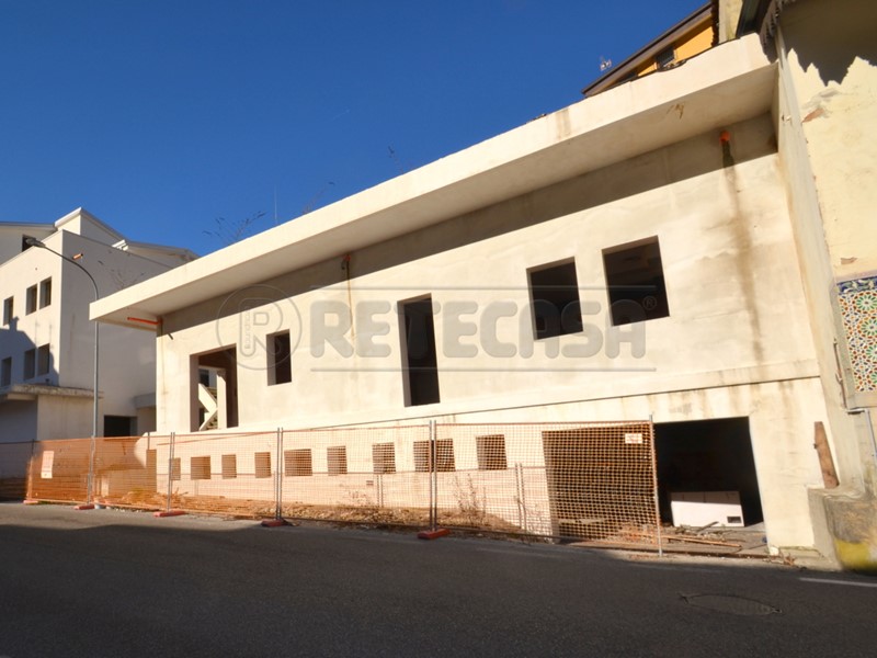 Appartamento in Vendita a Recoaro Terme, 185'000€, 146 m², con Box