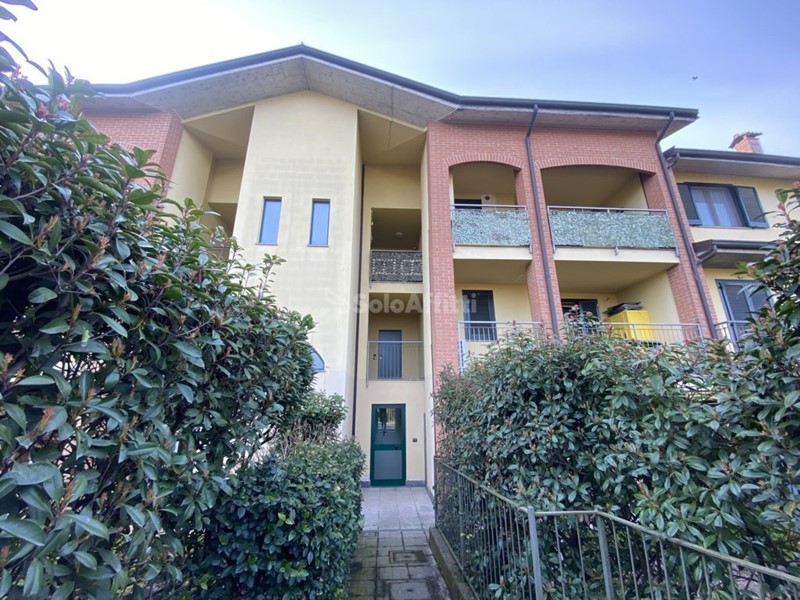 Trilocale in Affitto a Gudo Visconti, 850€, 85 m², arredato, con Box