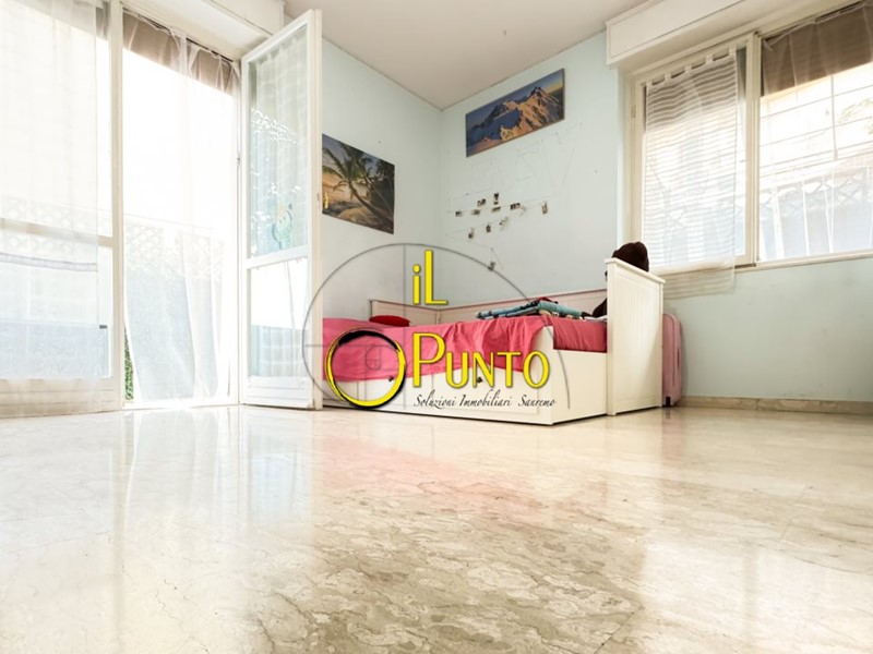 Trilocale in Vendita a Sanremo, 230'000€, 99 m²