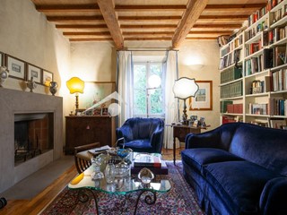 Casa Indipendente in Vendita a San Giuliano Terme, zona Asciano, 600'000€, 250 m²