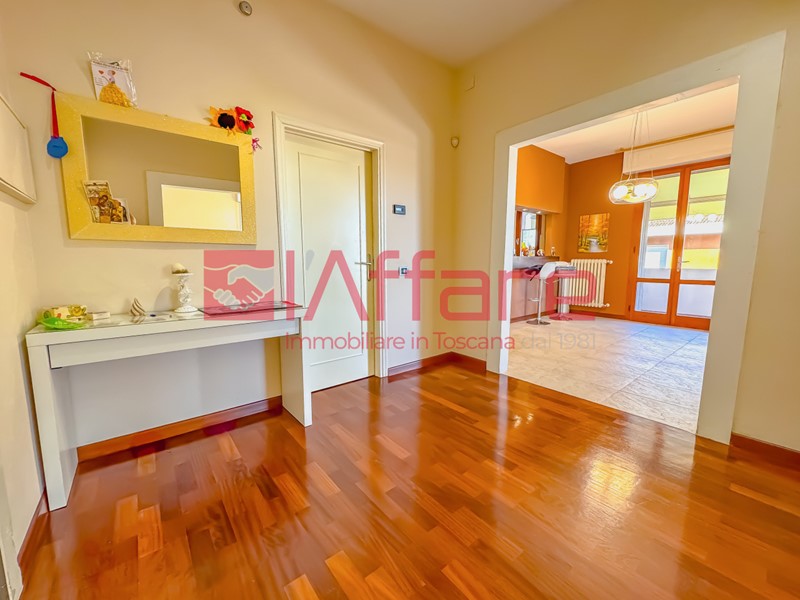 Attico in Vendita a Buggiano, 249'000€, 170 m², con Box