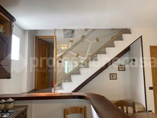 Trilocale in Vendita a Castel di Sangro, 185'000€, 79 m², arredato