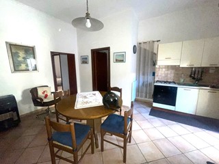Trilocale in Vendita a Napoli, 105'000&euro;, 60 m²