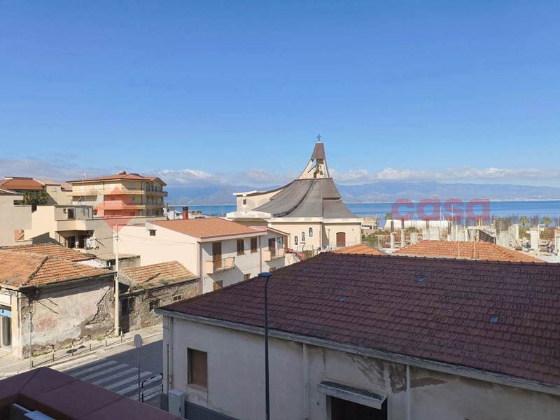 Quadrilocale in Vendita a Reggio Calabria, 115'000€, 145 m²