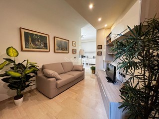 Trilocale in Affitto a Modena, 1'200&euro;, 60 m², arredato