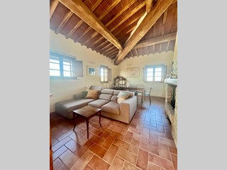 Quadrilocale in Affitto a Castelnuovo Berardenga, zona Monteapertaccio, 1'100€, 100 m², arredato