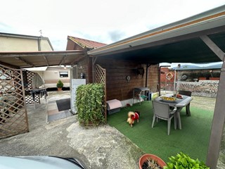 Casa Indipendente in Vendita a Castelnuovo Magra, 100'000€, 20 m²