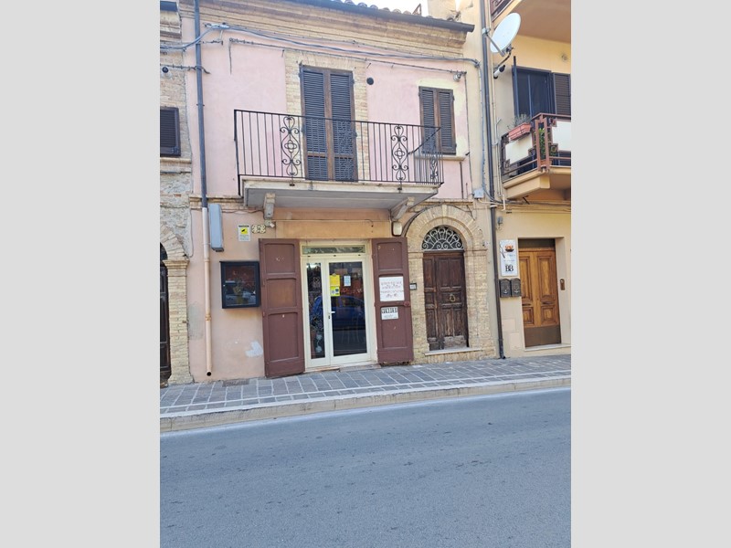 Attività commerciale in Vendita a San Vito Chietino, 75'000€, 56 m², arredato