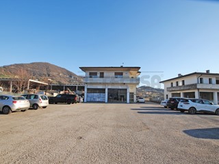 Casa Indipendente in Vendita a Cornedo Vicentino, 370'000€, 519 m²