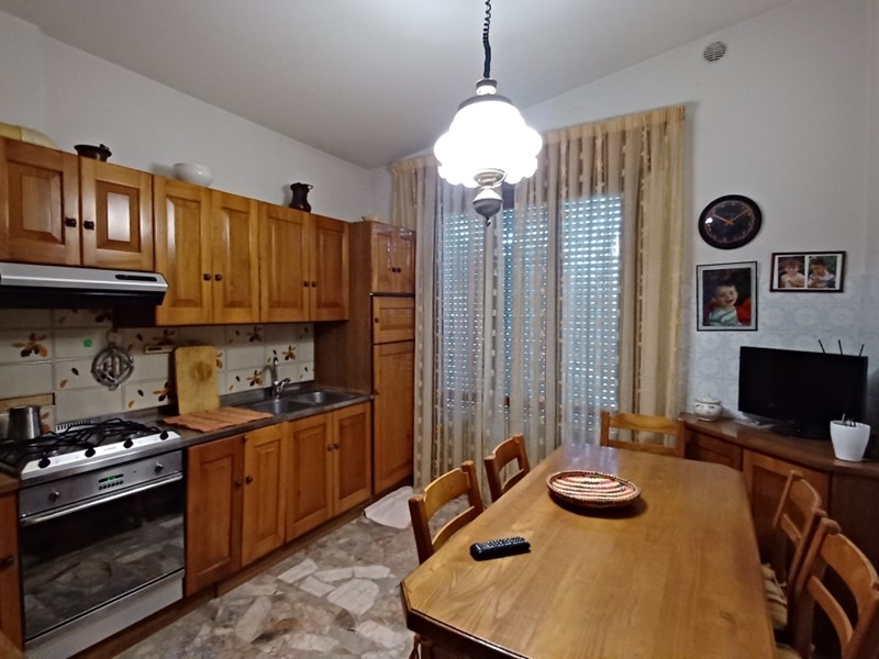 Appartamento in Vendita a Sassofeltrio, zona Fratte, 170'000&euro;, 150 m², arredato