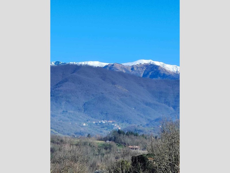 Casa Indipendente in Vendita a Licciana Nardi, 850'000€, 643 m², con Box