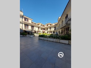 Casa Semi Indipendente in Vendita a Caivano, 200'000€, 280 m²